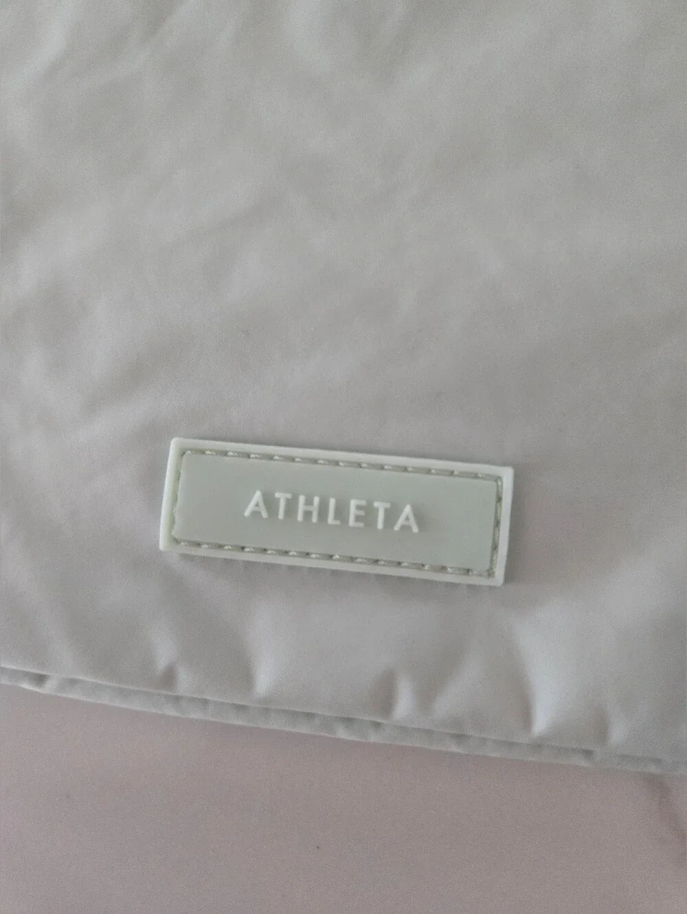 NWT Athleta Light Mint Cosmetic Pouch
